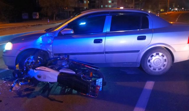 Osmancık'ta feci trafik kazası! 17 yaşındaki motosikletli yaralandı