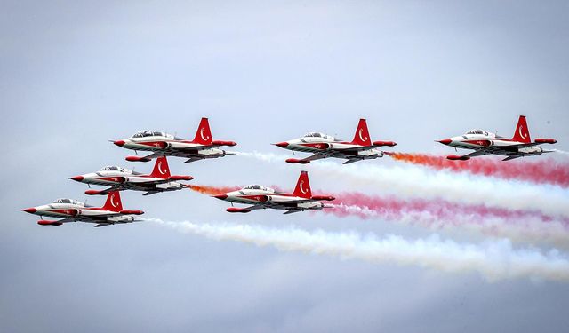 Türk Yıldızları Çorum'da gökyüzünü renklendirecek!