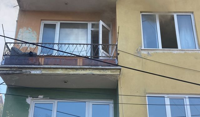 Bolu'da apartman dairesinde çıkan yangın söndürüldü