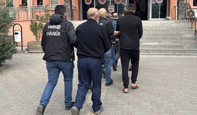 Karabük'te uyuşturucu operasyonunda yakalanan 4 zanlı tutuklandı