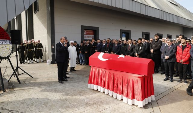 KKTC Cumhurbaşkanı Tatar, Samsun'da Kıbrıs gazisinin cenaze törenine katıldı