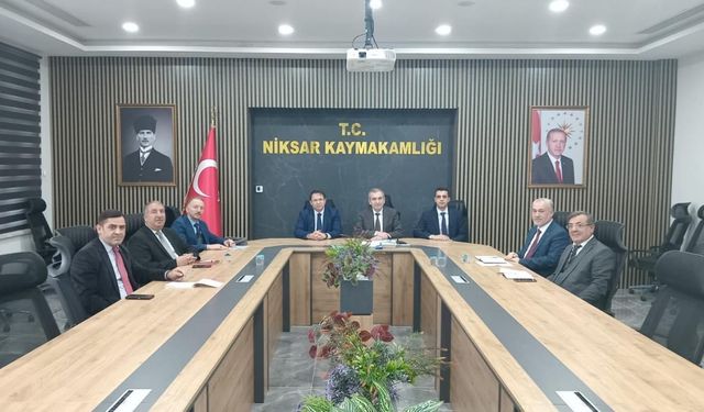 Niksar'da eğitime destek platformu toplantısı yapıldı