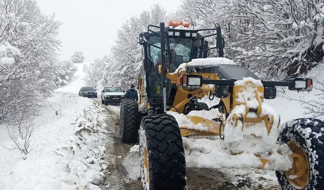 Samsun, Tokat ve Kastamonu'da kar nedeniyle 303 köy yolu kapandı