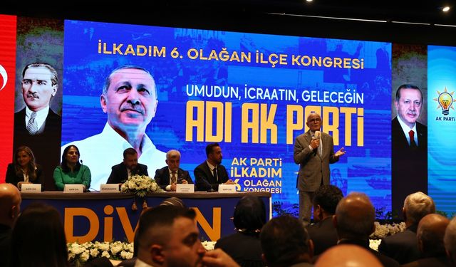 Samsun'da AK Parti'nin İlkadım ve Tekkeköy ilçe kongreleri yapıldı