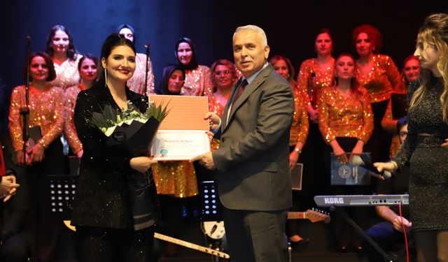 Trabzon'da "2. Şifadır Türküler" adlı konser düzenlendi