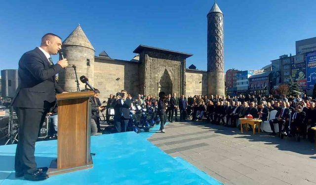 Erzurum’da “Engelleri Kaldırıyoruz” diye yola çıktılar