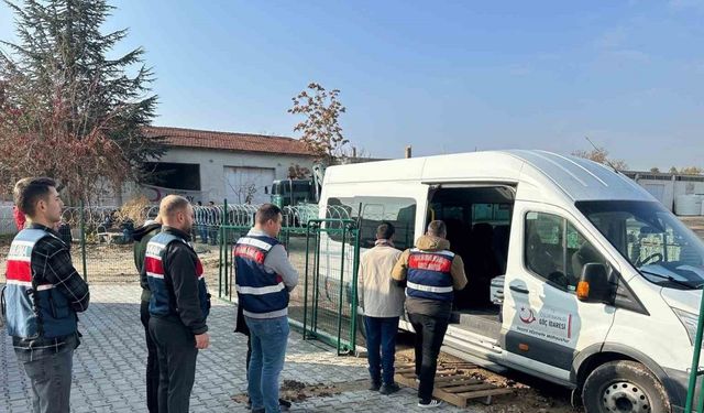 Eskişehir’de 44 düzensiz göçmen hakkında 1 milyon 4 bin 696 TL ceza yazıldı