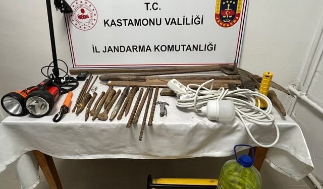 Kastamonu’da define avcıları suçüstü yakalandı