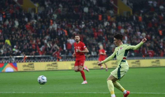 UEFA Uluslar Ligi: Türkiye: 0 - Galler: 0 (İlk yarı)