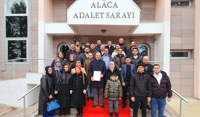 AK Parti Alaca İlçe Başkanı Mücahit Gürsoy mazbatasını aldı