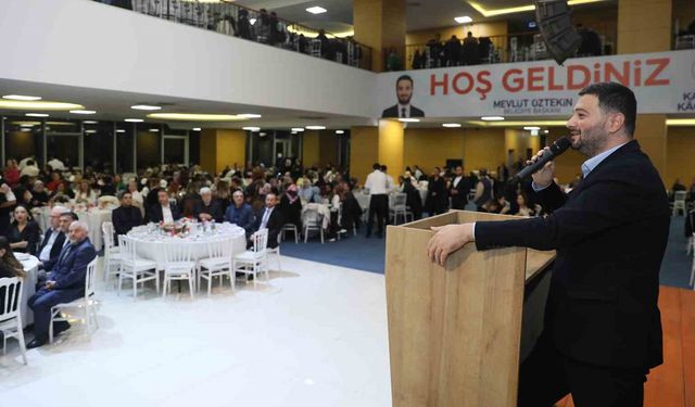 Kağıthane Belediyesi Öğretmenler Günü kutlamasında yoğun ilgi gördü