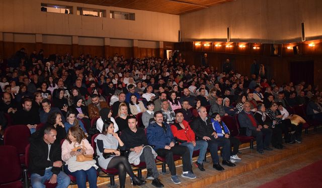 Çorum, Ender Balkır'ın türküleriyle yankılandı