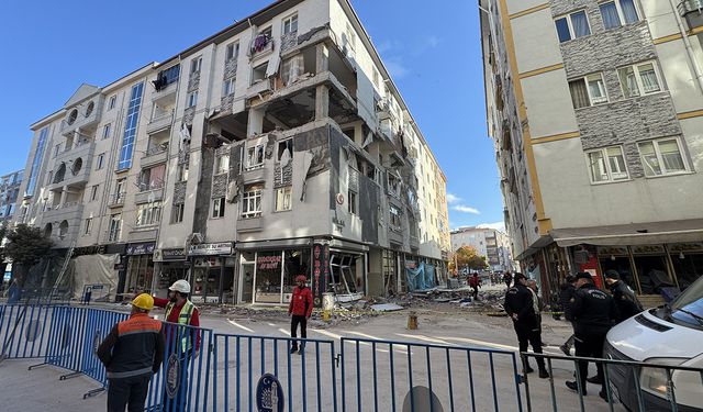 Çorum'daki patlama sonrası Valilikten açıklama! Ağır hasarlı binalara giriş yasaklandı