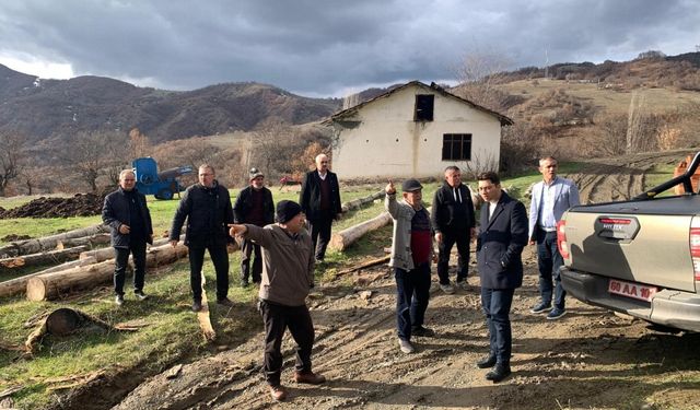 Almus Kaymakamı Çömen'den köy ziyareti