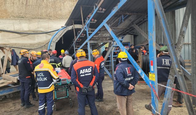 Amasya'da maden ocağında göçük altında kalan işçinin kurtarılması için çalışma başlatıldı