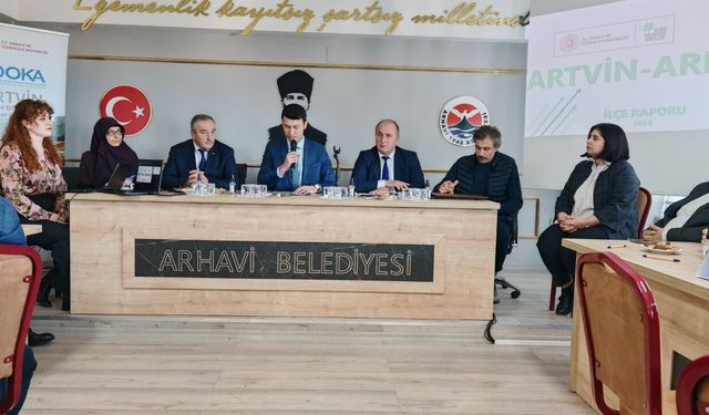 Artvin'de "Tarım Turizm ve Sanayi Çalıştayı" düzenlendi