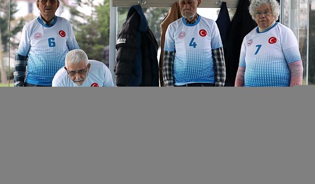 Huzurevi sakinleri vefat eden kaptanlarının "kupa" hayalini gerçekleştirmek istiyor