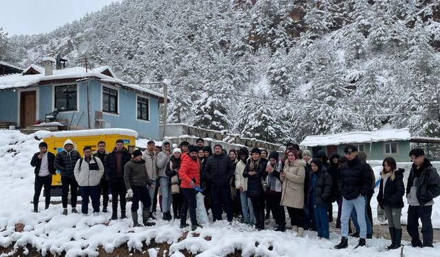 İhsangazi Meslek Yüksekokulu öğrencileri, Çankırı'da balık işletmesini gezdi