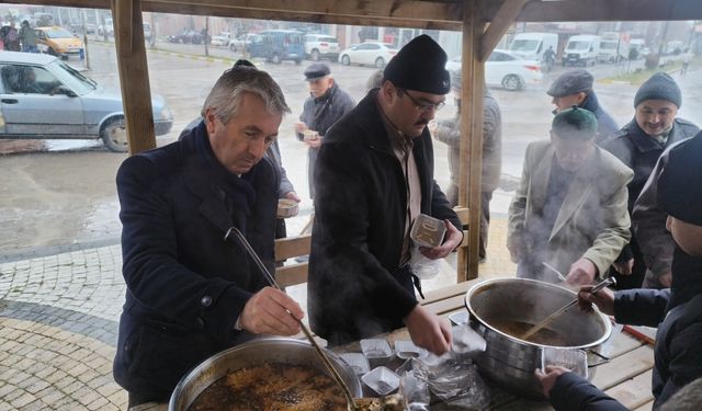 İhsangazi'nin kurucu belediye başkanı anıldı