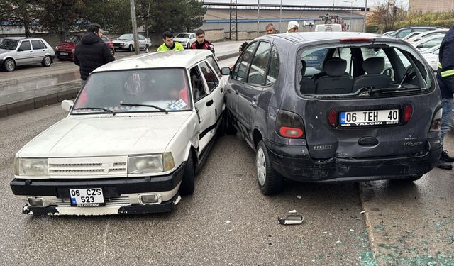 Karabük'te polisin "dur" ihtarına uymayan ehliyetsiz sürücü kovalamacayla yakalandı