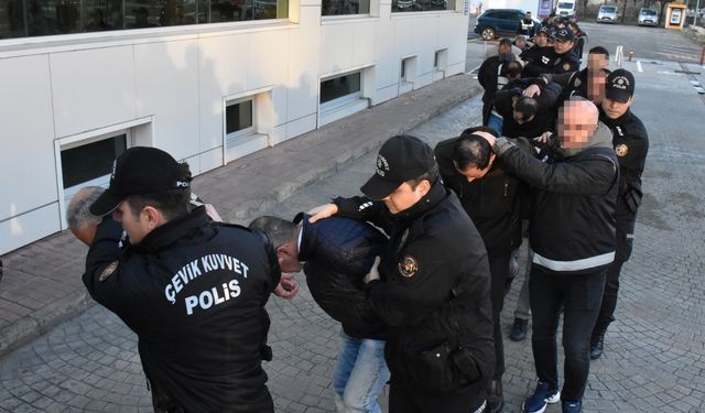 Ordu merkezli 14 ilde düzenlenen organize suç örgütü operasyonunda 24 kişi tutuklandı