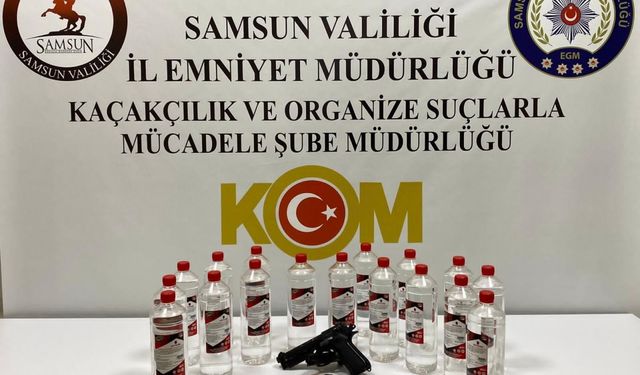 Samsun'da kaçak ve sahte içki operasyonunda 3 zanlı yakalandı