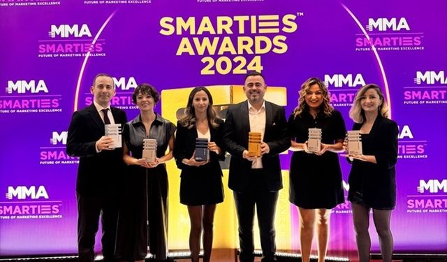 Teknosa'ya Smarties Awards Türkiye'de 6 ödül birden