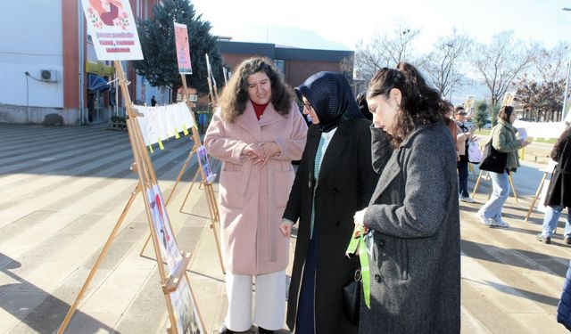 TOGÜ'de "çocuk hakları" konulu sergi ve broşür dağıtımı yapıldı