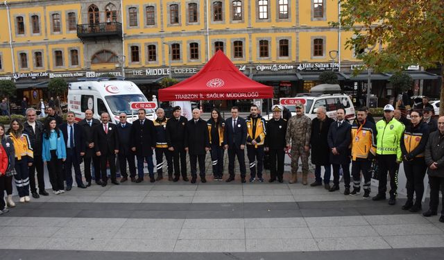 Trabzon'da "Fermuar Sistemiyle Yaşama Yol Ver" kampanyası tanıtıldı