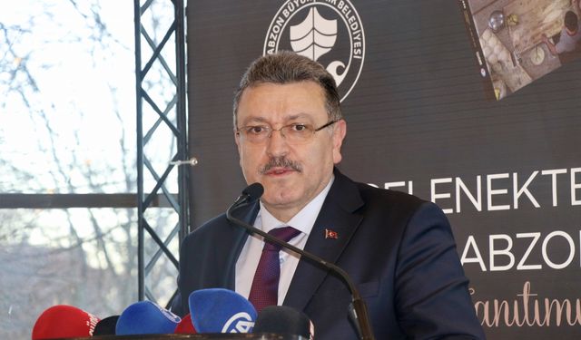 Trabzon'da "Gelenekten Geleceğe Trabzon Mutfağı" kitapları tanıtıldı