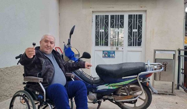 Çalınan 2 motosiklet polis ekiplerince sahiplerine teslim edildi