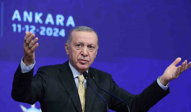 Cumhurbaşkanı Erdoğan: “Eli kanlı Baas rejiminin sona ermesiyle birlikte inşallah Suriye’de huzura ve güvenliğe giden yolun kapıları açılmıştır”