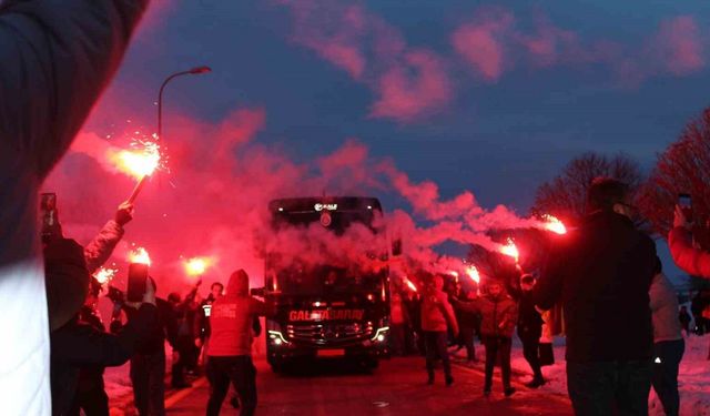 Galatasaray’a, Sivas’ta coşkulu karşılama