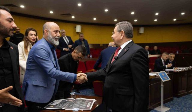 Gölbaşı Belediye Başkanı Odabaşı: "Belediyeyi borçlandırıp gayrimenkullere icra koyduruyorlar”