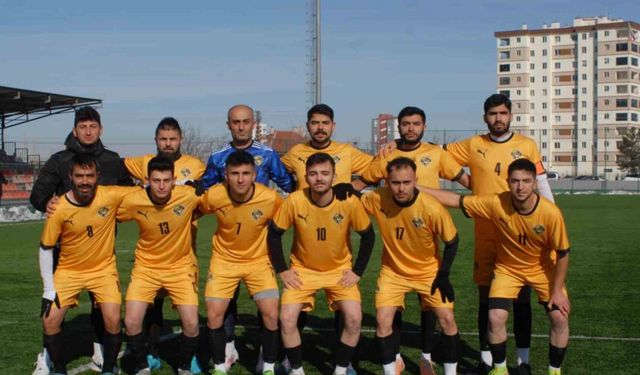 Kocasinan Şimşekspor 3 puanı 3 golle aldı