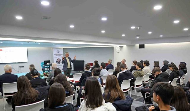 Talas’ın yazar okulu seminerlerinde bu hafta Ahmet Sıvacı konuk olacak