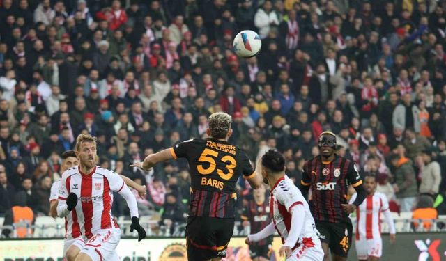 Trendyol Süper Lig: Sivasspor: 0 - Galatasaray: 0 (Maç devam ediyor)