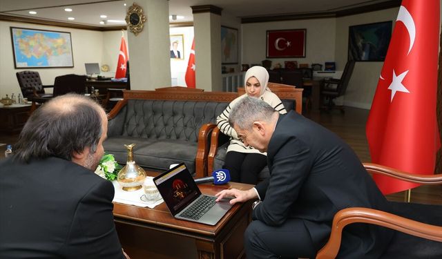 Artvin Valisi Ergün, AA'nın "Yılın Kareleri" oylamasına katıldı