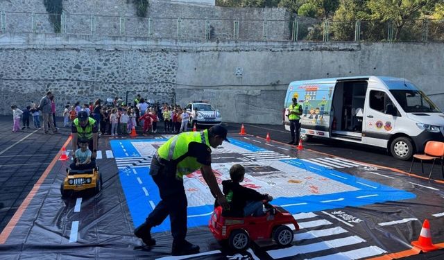 Artvin’de 6 bin 205 kişiye trafik güvenliği eğitimi verildi