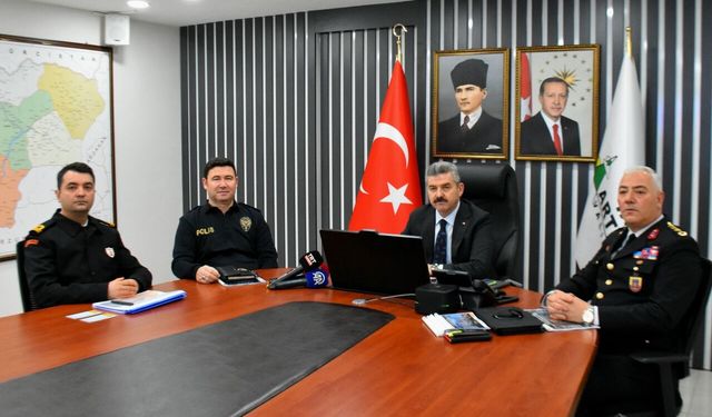 Artvin'de Güvenlik ve Asayiş Değerlendirme Toplantısı gerçekleştirildi