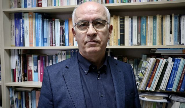 Prof. Dr. Yılmaz, Sinop'ta denizin çekilmesinin nedenlerini değerlendirdi