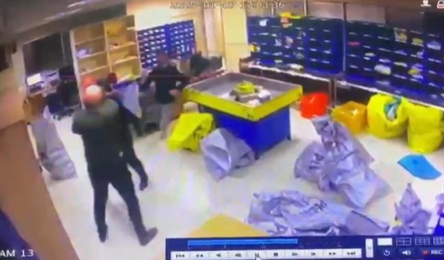 Video! Rize'deki PTT binasına korkunç saldırı anı kameralara böyle yansıdı