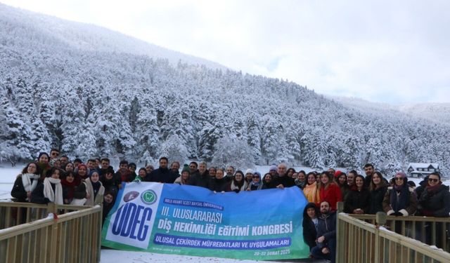 Bolu'da düzenlenen "UDEG III. Uluslararası Diş Hekimliği Eğitimi Kongresi" tamamlandı