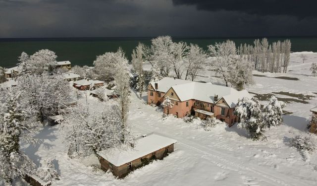 Sinop'ta kar yağışı etkisini sürdürüyor