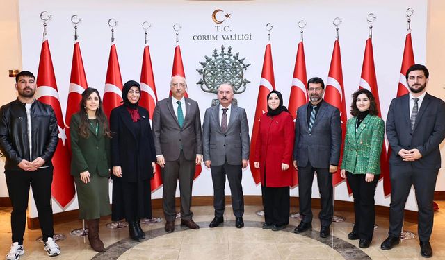 Yeşilay’dan Çorum Valisi’ne Anlamlı Ziyaret: Bağımlılıkla Mücadeleye Destek