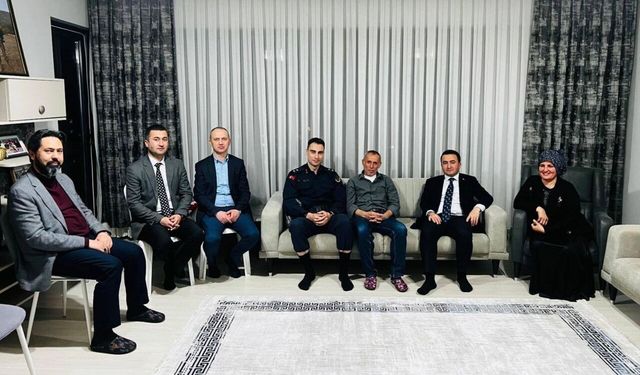 Espiye Kaymakamı Kavanoz, şehit ailesi ile iftarda bir araya geldi