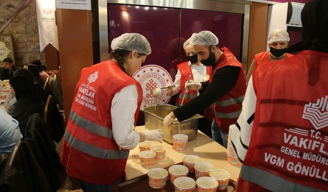 Tokat Vakıflar Bölge Müdürlüğü 500 kişiye iftar yemeği veriyor