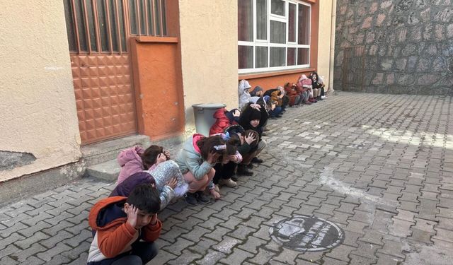 Tosya'da afet farkındalık tatbikatı yapıldı