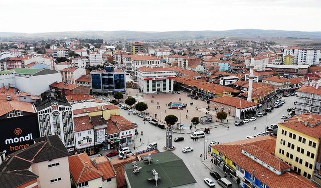 Çorum'da bu belediye araç filosunu güçlendiriyor! 4 adet ikinci el araç için ihaleye çıkıldı
