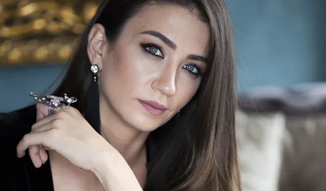 Eşref Rüya Irmak kimdir? Ceren Benderlioğlu aslen nereli, evli mi? kaç yaşında?